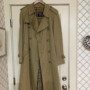 Men's Burberry Trenchcoat,42L
